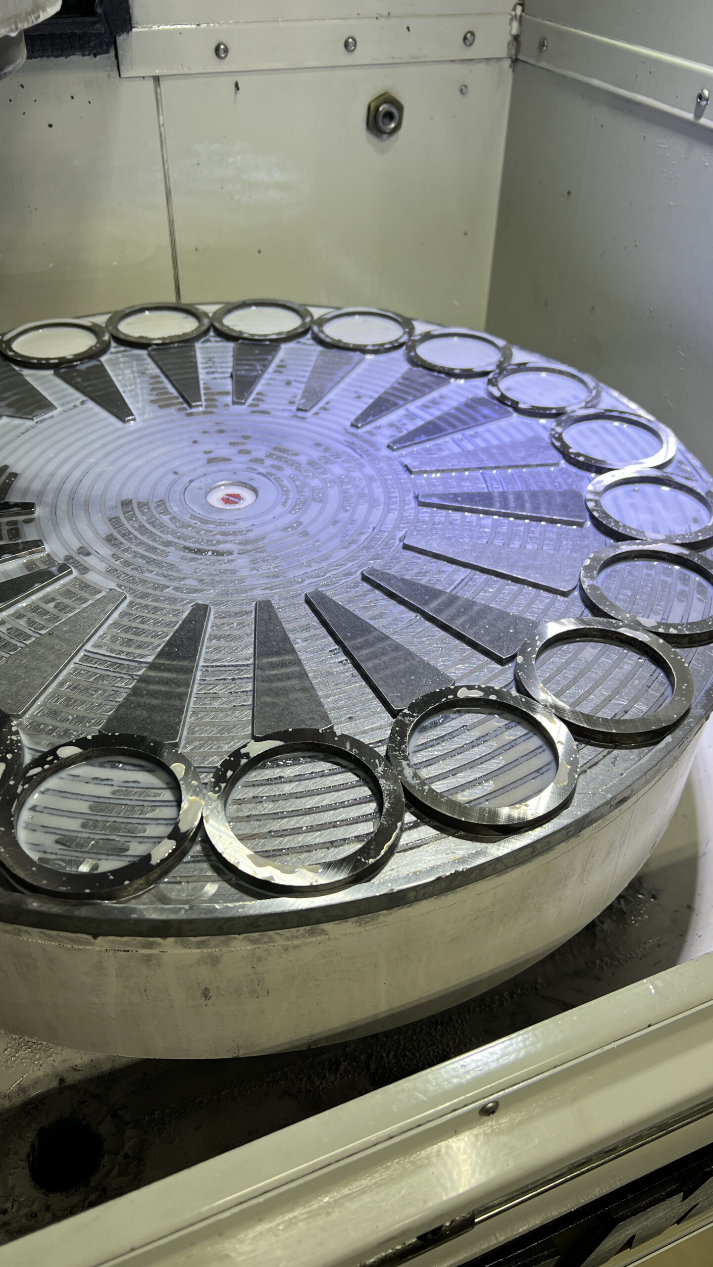 Precision Grinder Speeds Production of High-Performance Magnetic Seals Precision Grinder Speeds Production of High-Performance Magnetic Seals